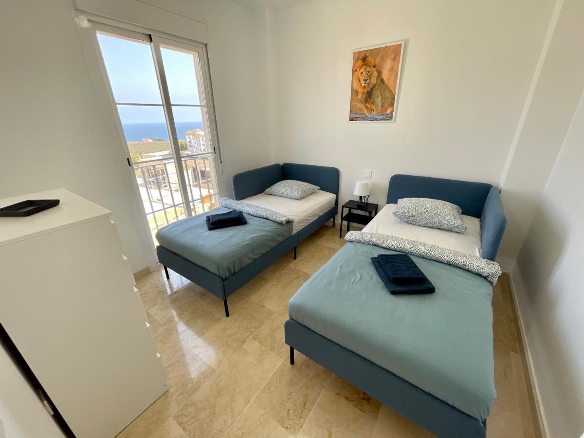 Castillo de Sabinillas Top Sea View Apartment - 7 Minutes To Sotogrande المظهر الخارجي الصورة